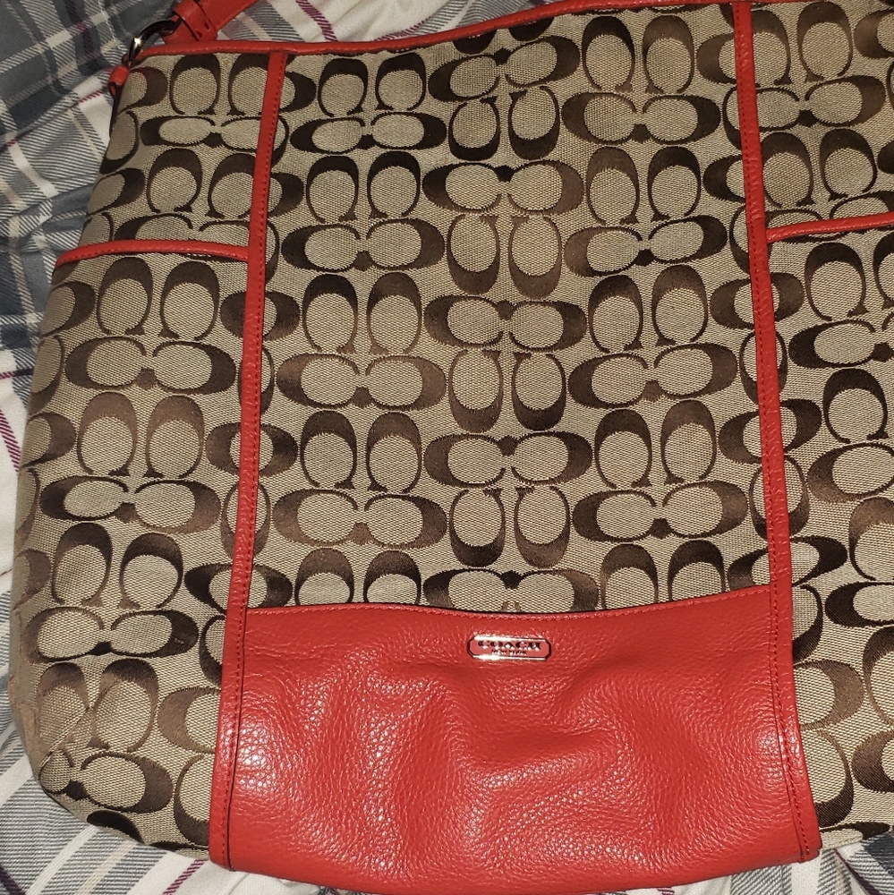 ( SOLD)Authentic Coach Hobo bag(SOLD)